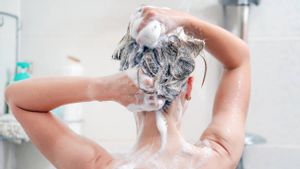 Hati-hati Infeksi, Ini Dampak Rambut Kotor Pada Kesehatan Kulit Kepala