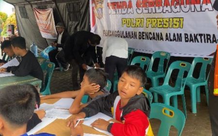 Polda Sumut Dirikan Tenda Bantu Siswa Terdampak Banjir Bandang Humbahas Ikut Ujian 