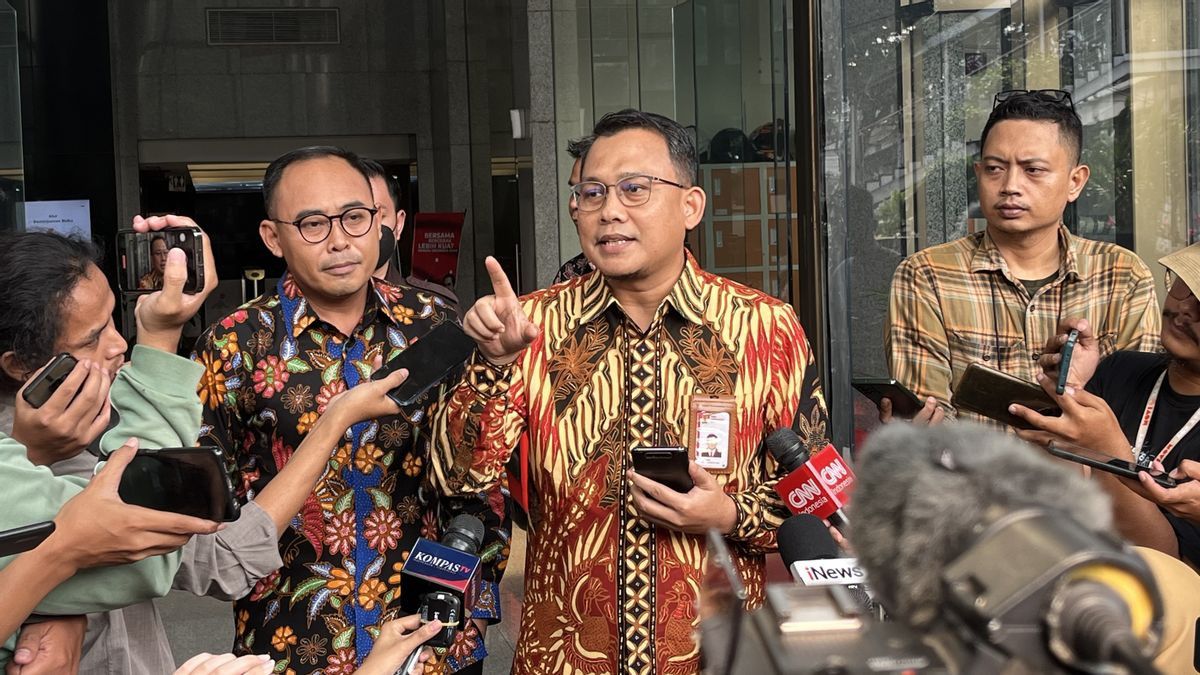 KPK Claims To Force Ex-Minister Of Agriculture SYL Tonight: Waiting But Not Appearing