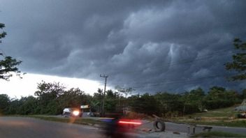 BMKG Predicts Heavy Rain In East And South Jakarta Today