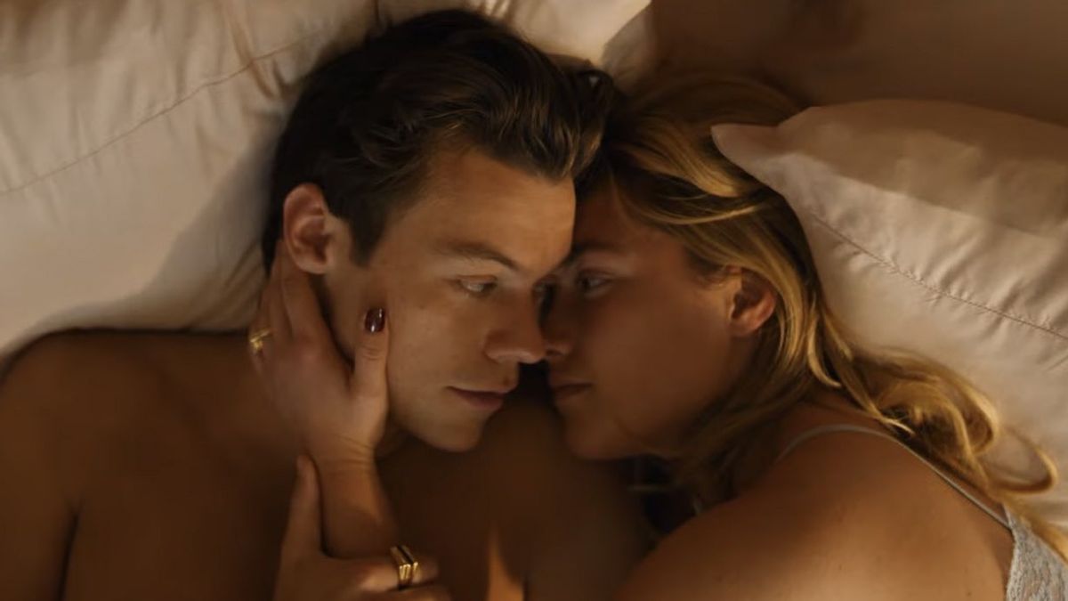 Florence Pugh dan Harry Styles Tampil 'Panas' dalam Trailer Perdana <i>Don't Worry Darling</i>