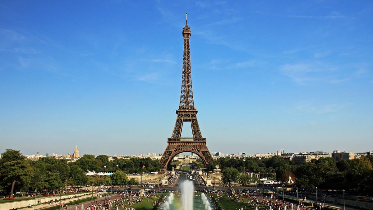 Fun, La Tour Eiffel Rouvrira Cet été