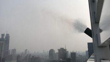 جاكرتا - تلوث الهواء في جاكرتا كيمبانا تينغي ، هيرو بودي أودالان ووتر ميست