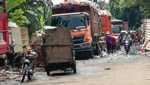 TPS Rusunawa PIK 2 Ditutup karena Warga Terganggu Bau Sampah
