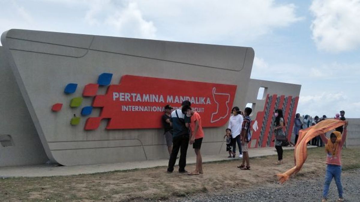 The Mandalika Circuit Sign And The BIL Bypass Are Favorites For Selfie Photo Tours
