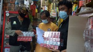 Razia 2 Pasar di Aceh, Petugas Sita 384 Bungkus Rokok Ilegal Berbagai Merk dari Toko Grosir
