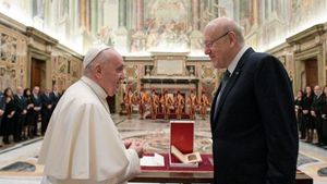 Perekonomian Lebanon Ambruk, Paus Fransiskus Akan Berikan Bantuan
