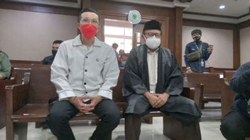 Sempat Menolak, Dokter Tirta Datang ke Persidangan Jerinx