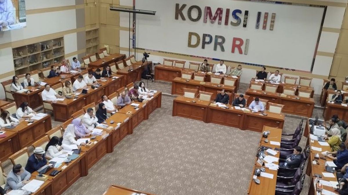 他的儿子被判处死刑，ABK Fandi Ramadhan的父母要求国会伸张正义