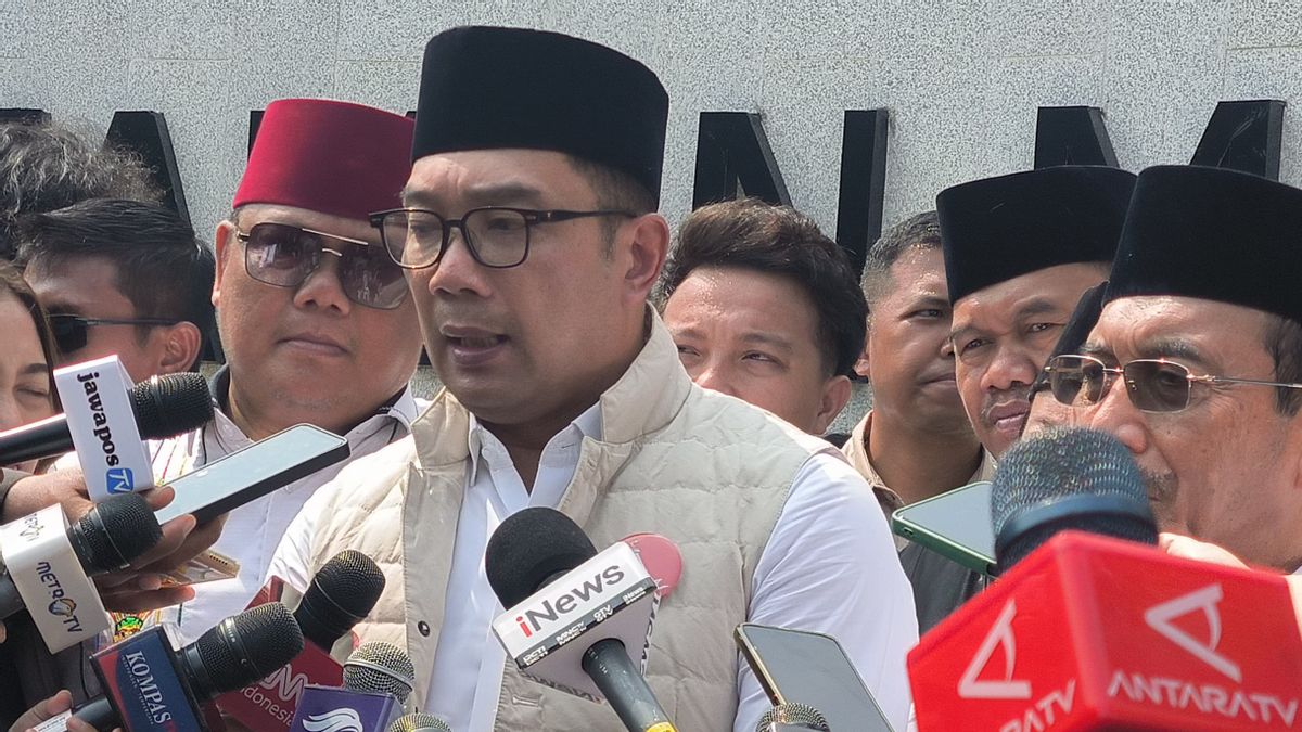 Reasons For RK-Suswono Ziarai MH Thamrin's Tomb, Fatmawati To Haji Lulung In The First Campaign