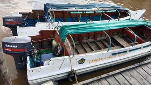 Bea Cukai Hibahkan 2 Speedboat Kayu Senilai Rp100 Juta ke Pemkab Indragiri Hilir Riau