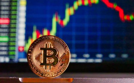 Harga Kripto Senin Pagi, Bitcoin hingga Solana Jeblok