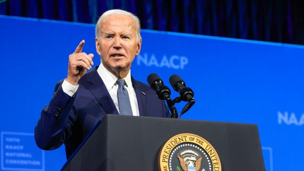 乔·拜登(Joe Biden)定期接受体格检查,结果发现前列腺钉子