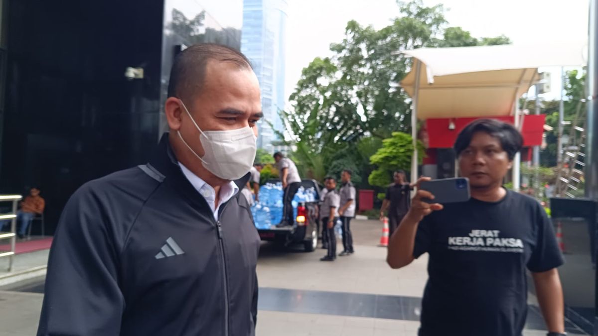 KPK Cecar Wakil Ketua DPRD Kabupaten Bekasi Terkait Aliran Duit Suap Ijon Proyek Ade Kuswara
