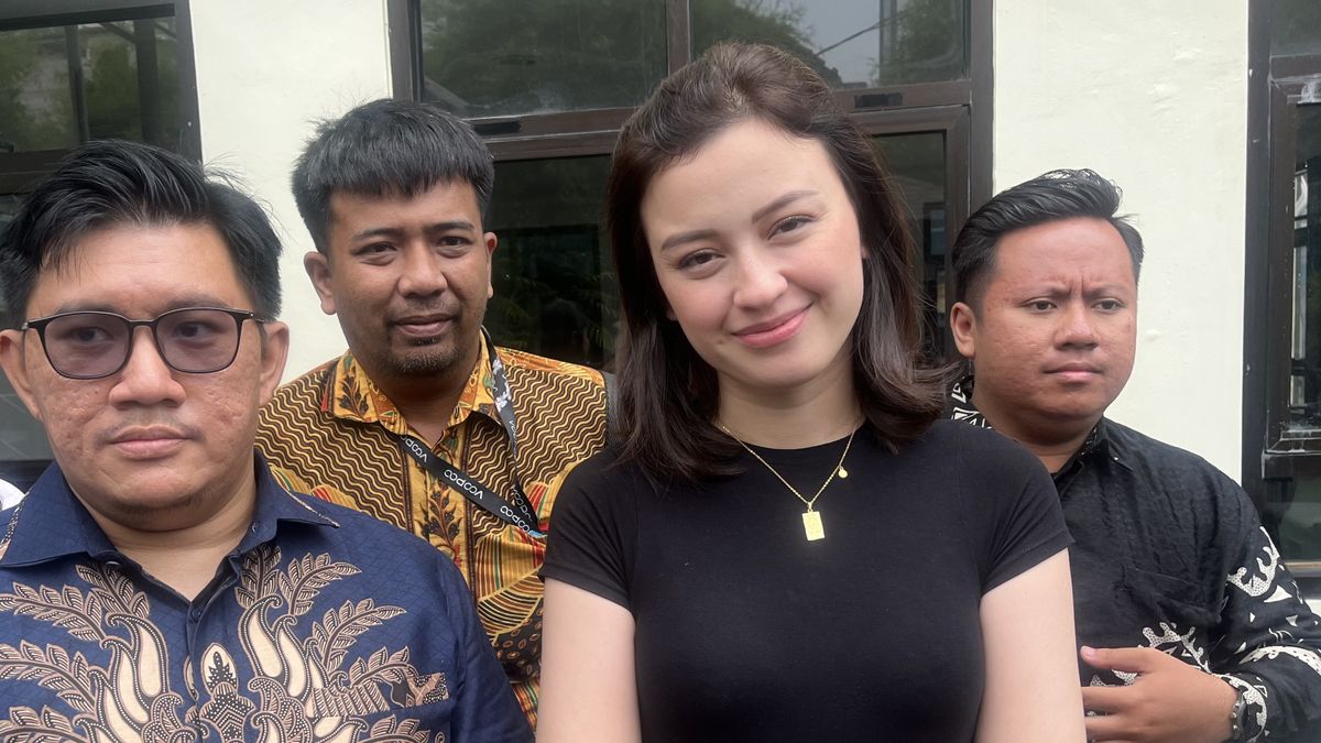 Edward Akbar Ajukan Eksepsi dan Tidak Hadir Sidang, Kimberly Ryder: Wasting Time