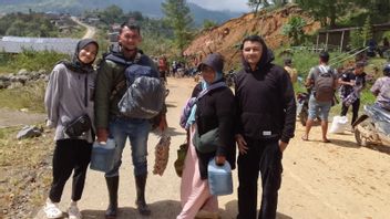 Warga Aceh Tengah Jalan Kaki ke Lhokseumawe Demi Mencari Beras