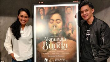 Adu Akting dengan Donny Damara dan Putri Ayudya di <i>Menunggu Bunda</i>, Rey Mbayang Senang Banget 