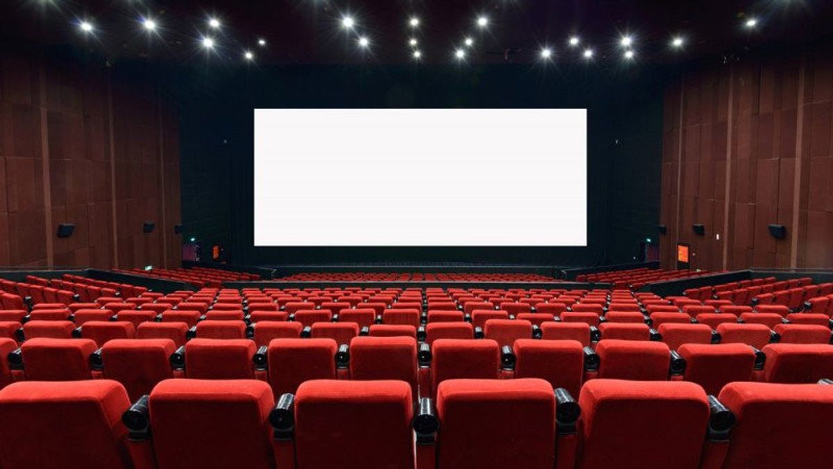 Erick Thohir veut une taxe cinématographique standardisée, le prix des billets pour les cinémas de toutes les régions peut être le même?