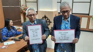  Eks Pimpinan MWA UNS Serahkan Dugaan Bukti Korupsi di UNS Surakarta untuk Diketahui Walkot Gibran 