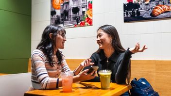 4 Pertanyaan yang Perlu Dipertanyakan Pada Diri Sendiri Saat Butuh Mengevaluasi Persahabatan