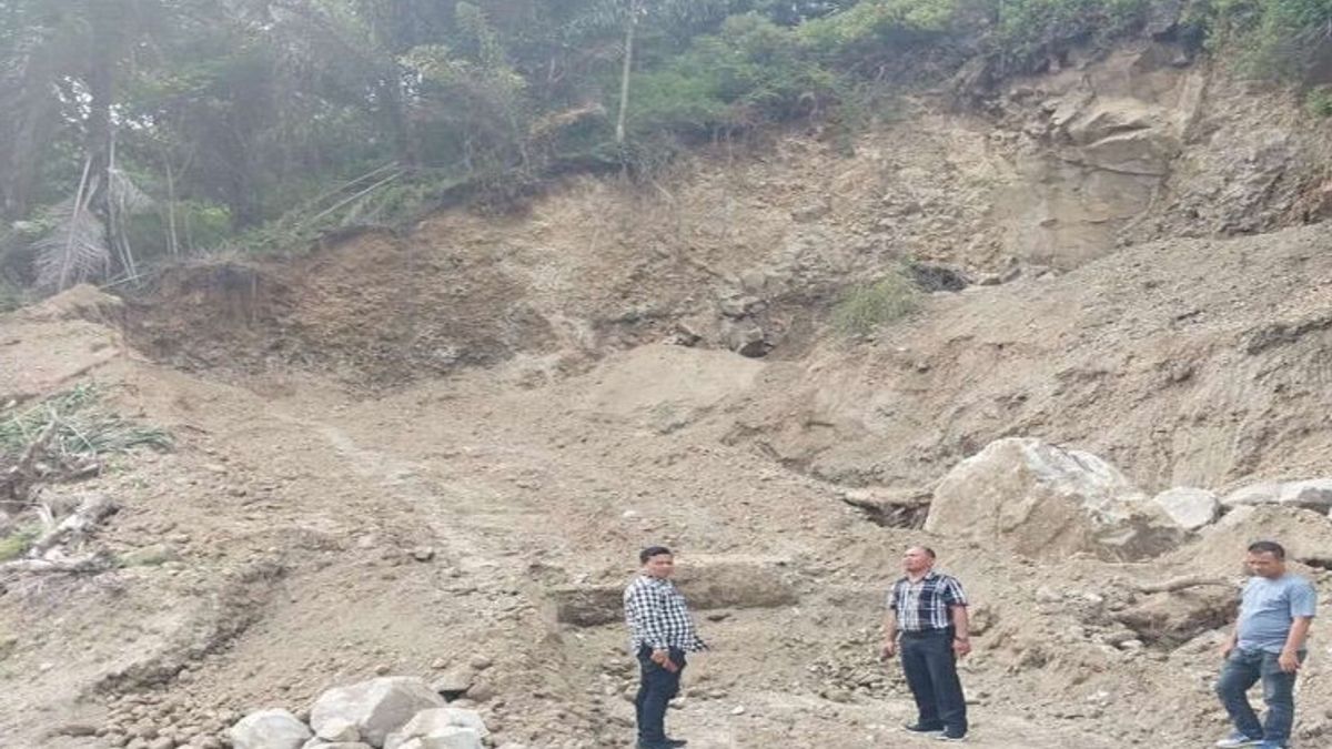 北タパヌリ警察が違法な石炭採掘活動を閉鎖
