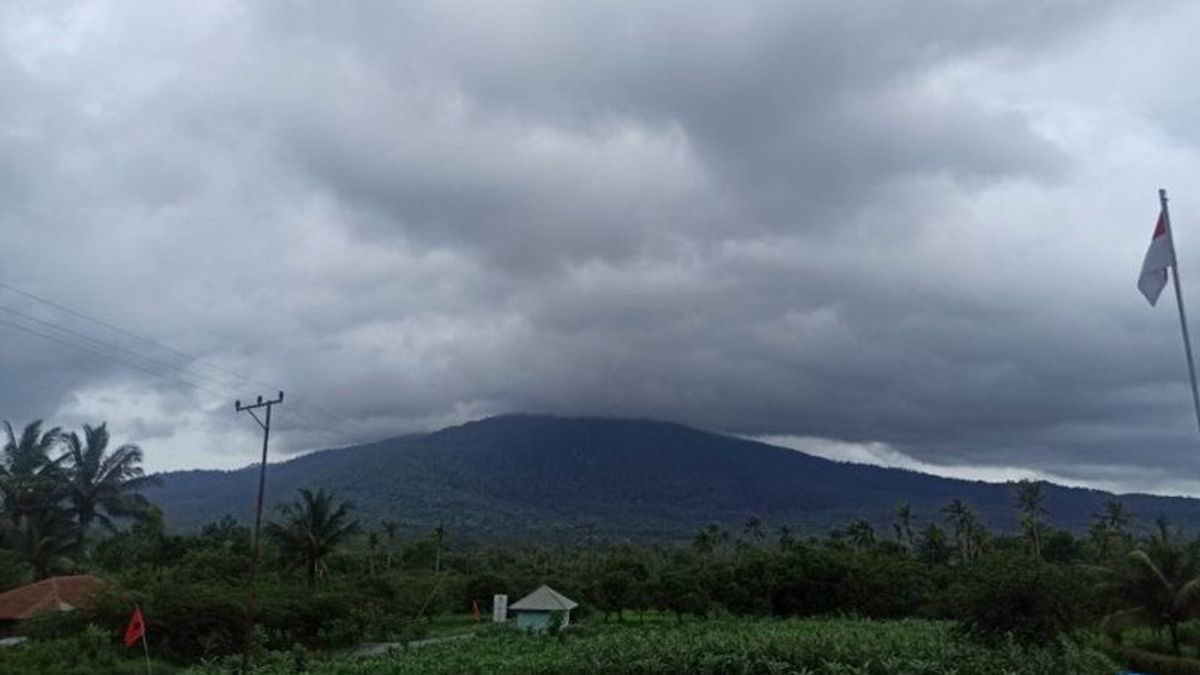 Flotim Regency Government Extends Men's Mount Lewotobi Eruption Emergency Response Status For The Next 7 Days