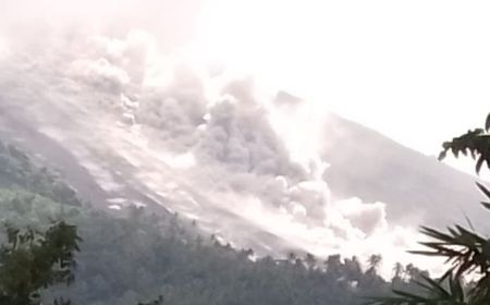 Belasan Warga Dusun Bolo Diungsikan Akibat Awan Panas Guguran Gunung Karangetang Sulut