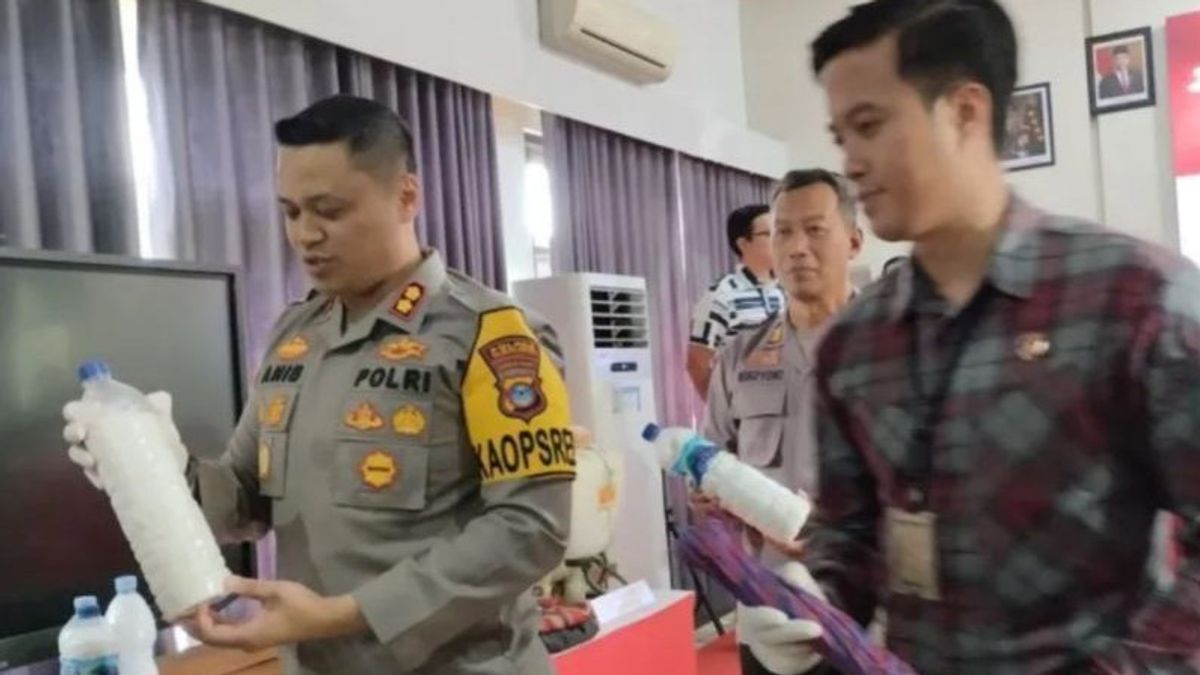 ميدان - أخذت شرطة تابالونغ متفجرات للتعدين غير القانوني ، وألقت شرطة تابالونغ القبض على سيرانغ بريا
