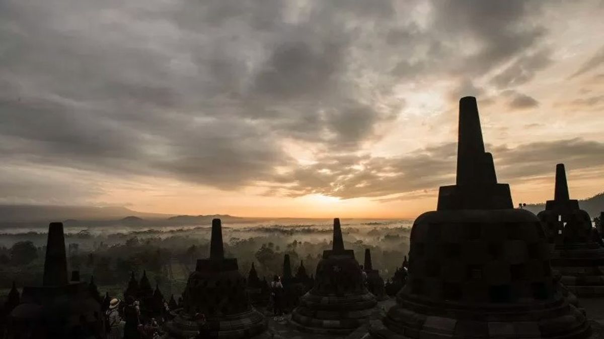 Borobudur Tawarkan Liburan Unik Untuk Bersepeda