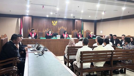 8名人力资源和社会保障ASN被证明对20家公司进行了1300亿印尼盾的压榨，以管理临时工许可证