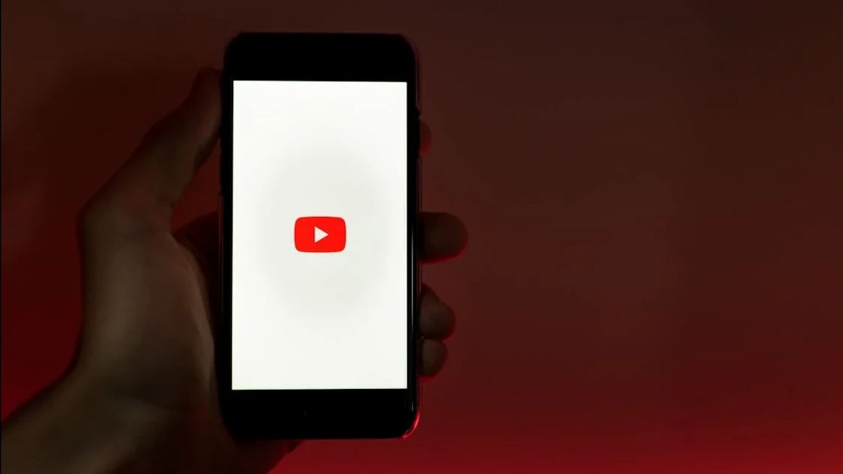 YouTube中断在官方批评加剧的背景下发生在俄罗斯