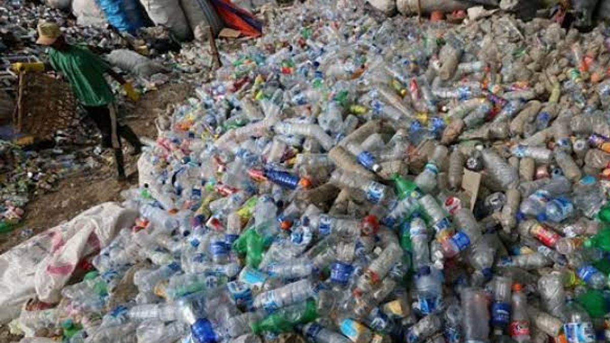 BRIN Gaet IAEA Kembangkan Daur Ulang Limbah Plastik dengan Nuklir