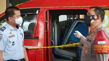 Thieves 120 Transjakarta Bus Seats Stored In Angkot Are Arrested