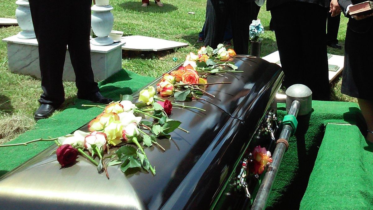 Two Aceh Positive COVID-19 Bodies Buried Without A Health Protocol