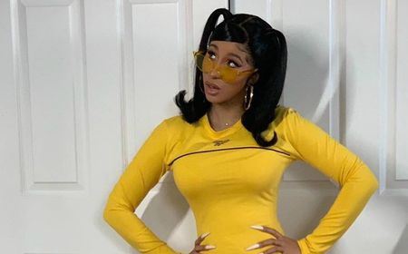 Cardi B Donasikan Keuntungan Lagu Coronavirus untuk Masyarakat Tidak Mampu