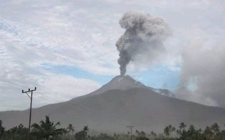 Gunung Api Lewotobi Laki-laki Alami 5 Kali Erupsi