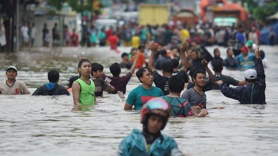 Banjir Jakarta Hari Ini, 154 Orang Mengungsi