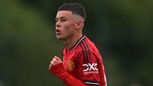 Putra Wayne Rooney Lakukan Debut di Old Trafford dengan Manchester United U-18