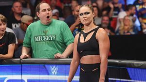 Ketika Ronda Rousey Memuji Pendukung WWE dan Mengecam Penggemar UFC