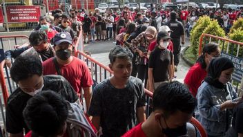 Police Will Check The Convex Goods Of Indonesian Vs Argentina Spectators At GBK
