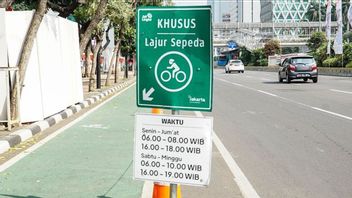 Protested, Dishub Removes Road Bike Signs Can Enter JLNT