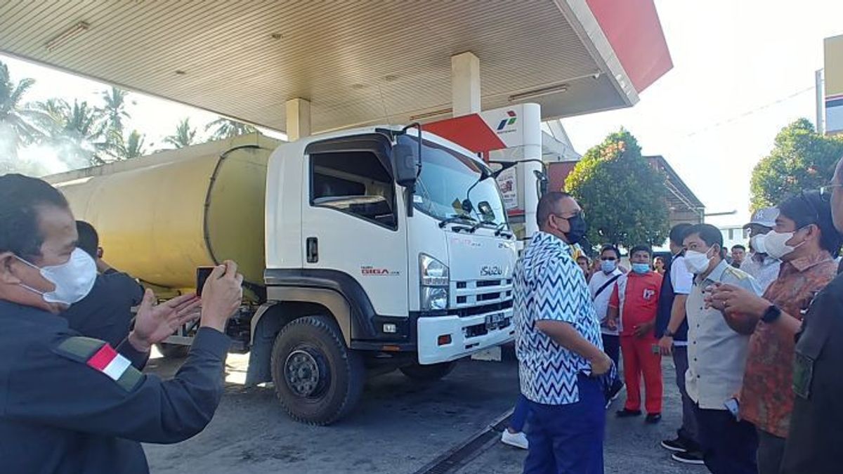 Attended By Members Of The DPR And Pertamina's President Director Patra, Subsidized Diesel That Was Rare Was Immediately Available