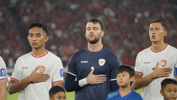 インドネシア対オーストラリア代表チームの試合後にSUGBKで彼女の名前が呼ばれたときのマーレン・パエスの反応