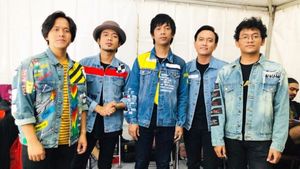 ذاكرة مجموعة dMasiv Band المشتبه في أنها مضرب