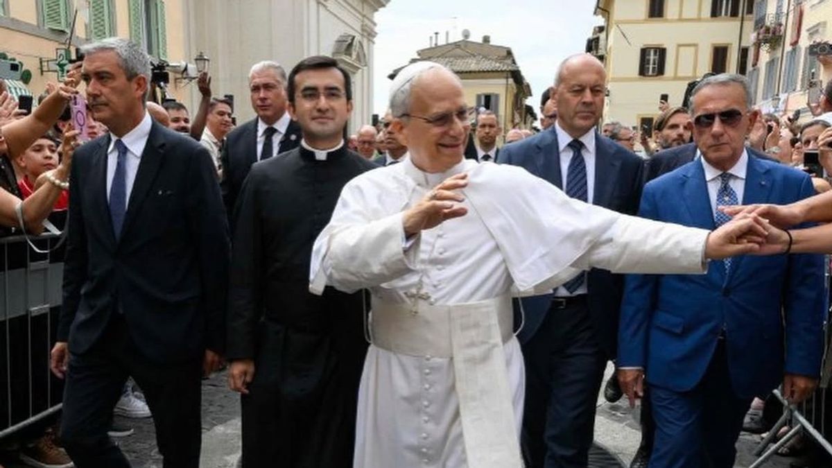 البابا ليو سيزور تركيا، لذا فإن أول رحلة خارجية