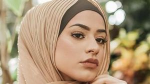Cara Memakai Pasmina Model Plisket, Jilbab yang Kerap Jadi Syall