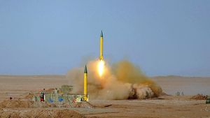  Tembakkan Rudal Balistik ke Irak, Iran Beri Peringatan Tegas Terhadap AS dan Israel