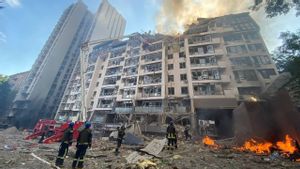 Rudal Jarak Jauh Rusia Hantam Apartemen dan Lokasi Dekat TK di Kyiv, Presiden Zelensky Desak Pasokan Pertahanan Udara Moderen