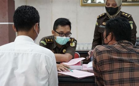 2 Pengemplang Pajak di Jatim yang Bikin Negara Rugi Ratusan Juta Diserahkan ke Kejaksaan