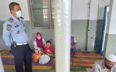 Perdana Setelah Dihantam Pandemi, Keluarga Bisa Jenguk Secara Tatap Muka Napi Lapas Narkotika Bandar Lampung